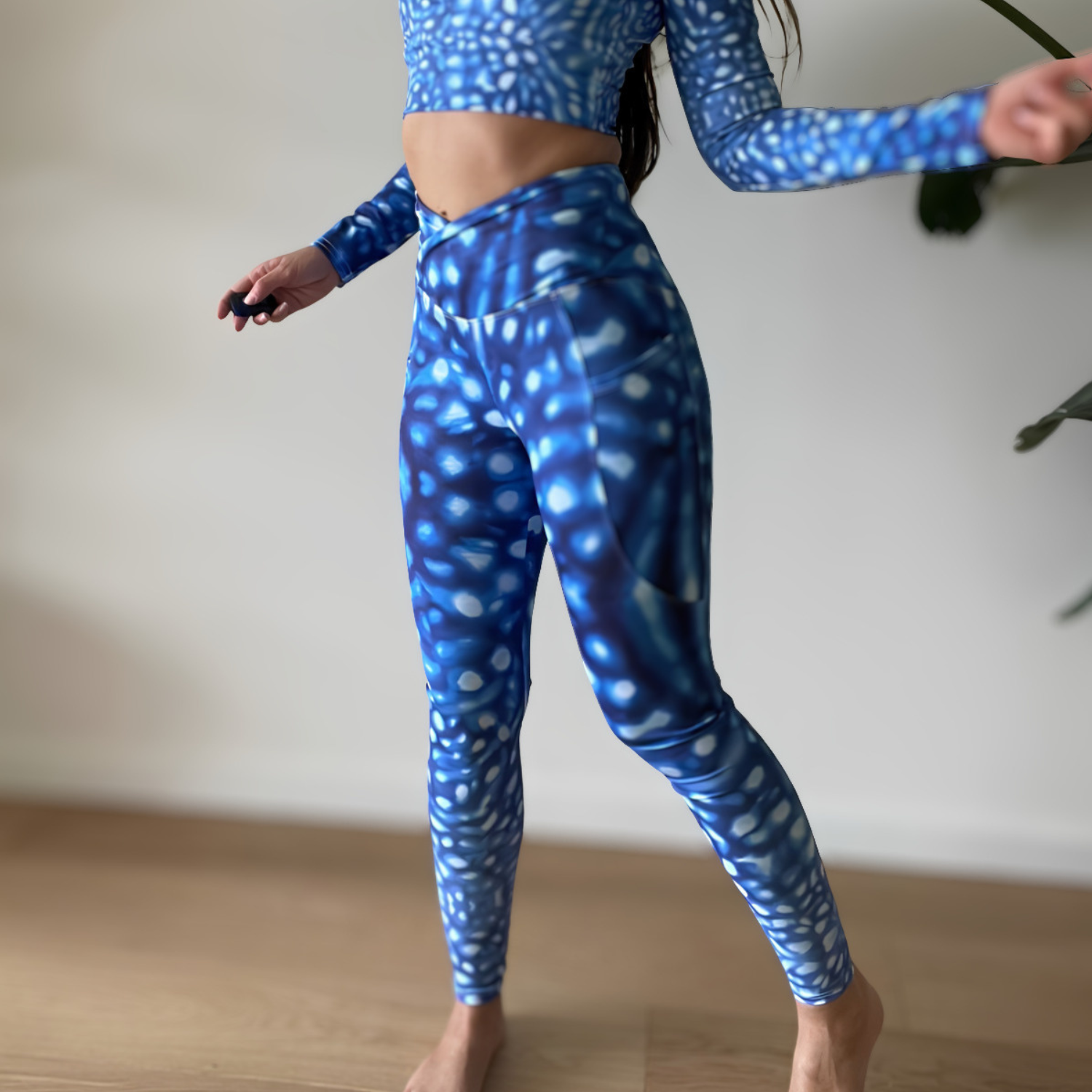 Whale Shark Constellation Scuba Leggings (with pockets!) ♻️